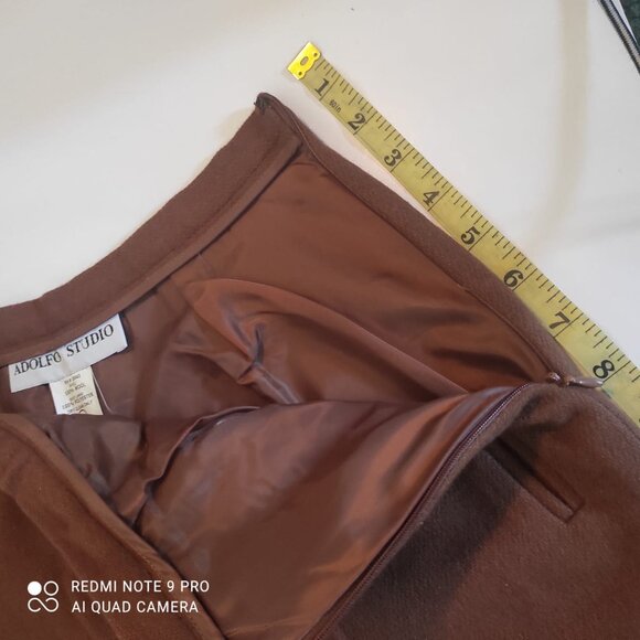 Vintage 100% wool trousers with elegant tailoring and structured silhouette, - Picture 3 of 16